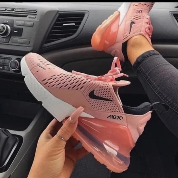 nike 270 size 8